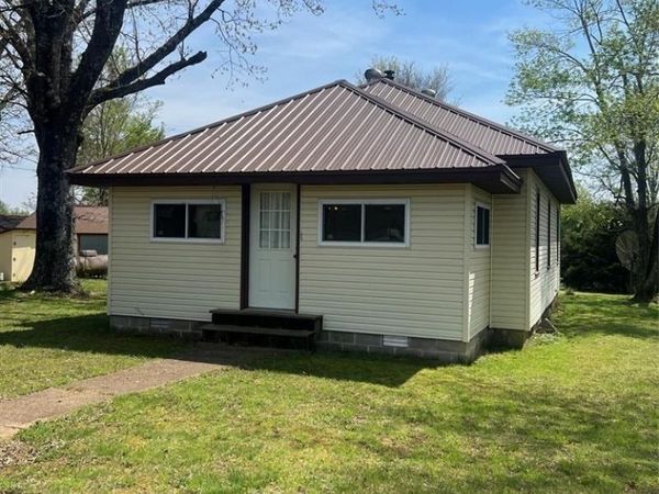 9364 US Highway 160E , Fairdealing, MO 63939