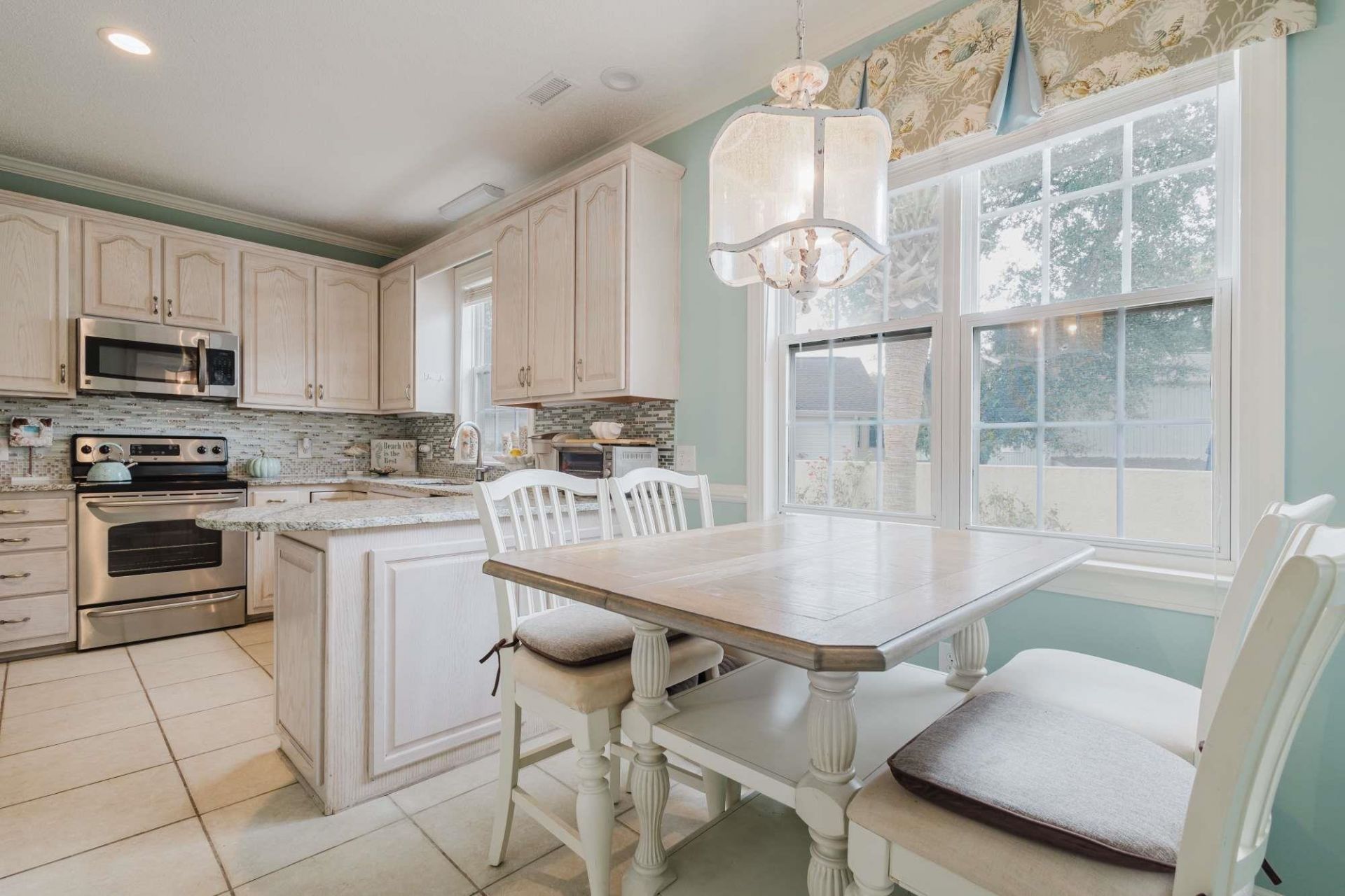 4346 Windy Heights Dr. Photo 21