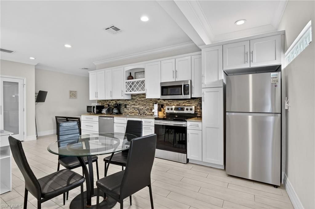 533 98th Ave N, Naples, FL 34108 Photo