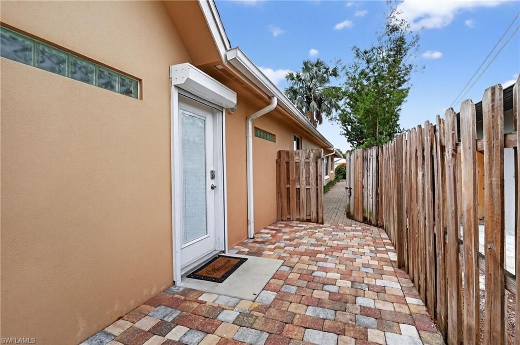 533 98th Ave N, Naples, FL 34108 Photo