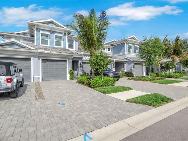 2633 Seychelles CIR, Unit 2305, OTHER, FL 34112