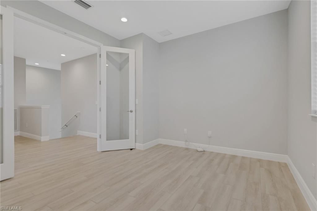2633 Seychelles Cir, Unit 2305, Naples, FL 34112 Photo