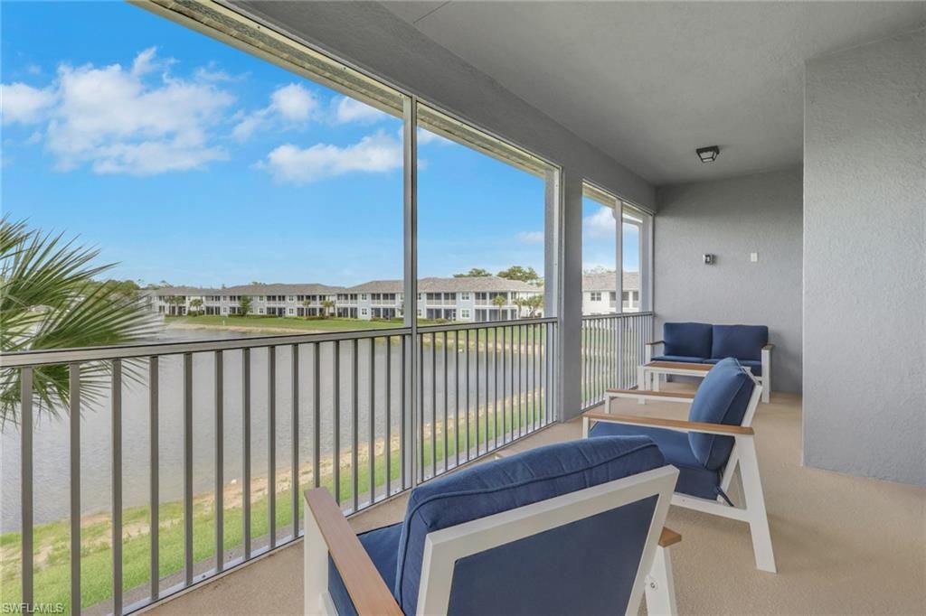 2633 Seychelles Cir, Unit 2305, Naples, FL 34112 Photo