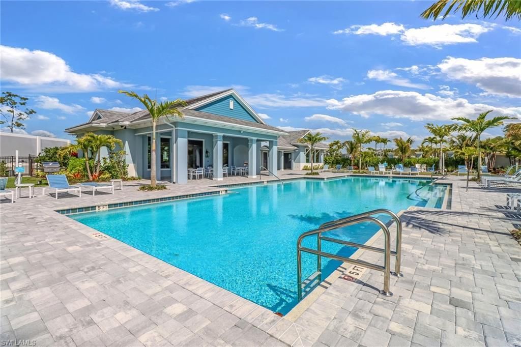 2633 Seychelles Cir, Unit 2305, Naples, FL 34112 Photo