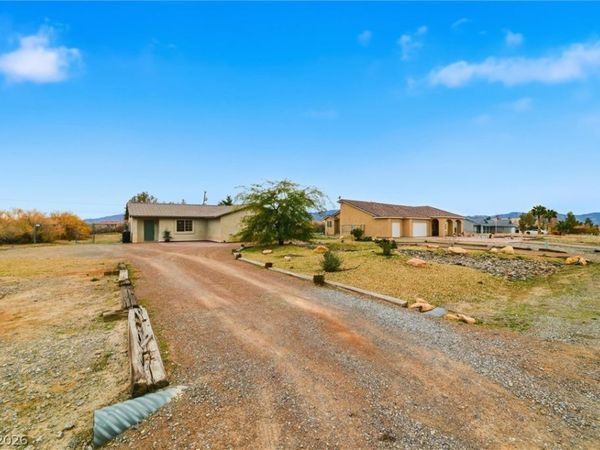 481 E Arapahoe Street , Pahrump, NV 89048