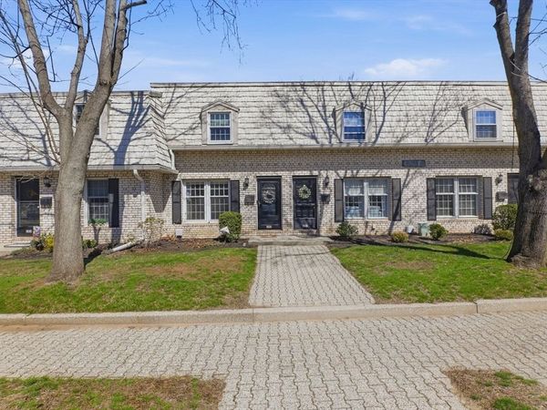 102 Corey Colonial, Unit 102, Agawam, MA 01001