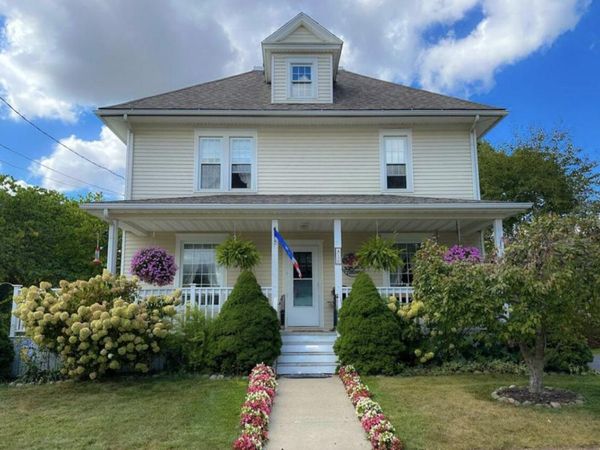 410 S Center Street, Stockbridge, MI 49285