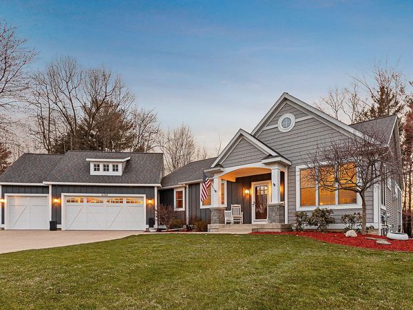 16359 W Willow Drive, Spring Lake, MI 49456