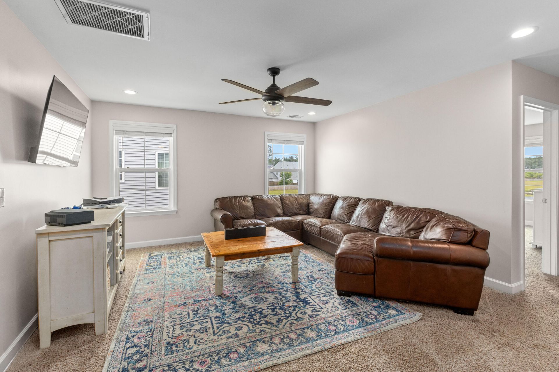 114 Rouen Lane Photo 32