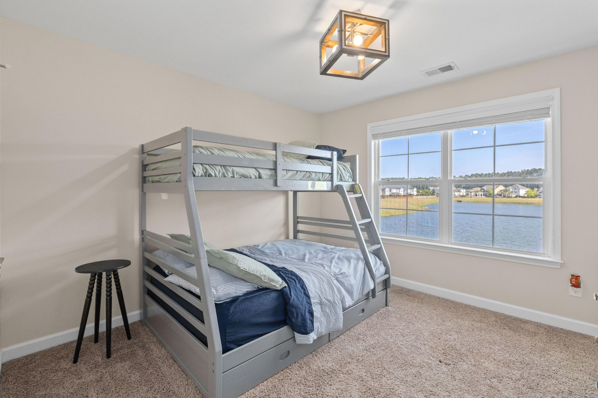 114 Rouen Lane Photo 35