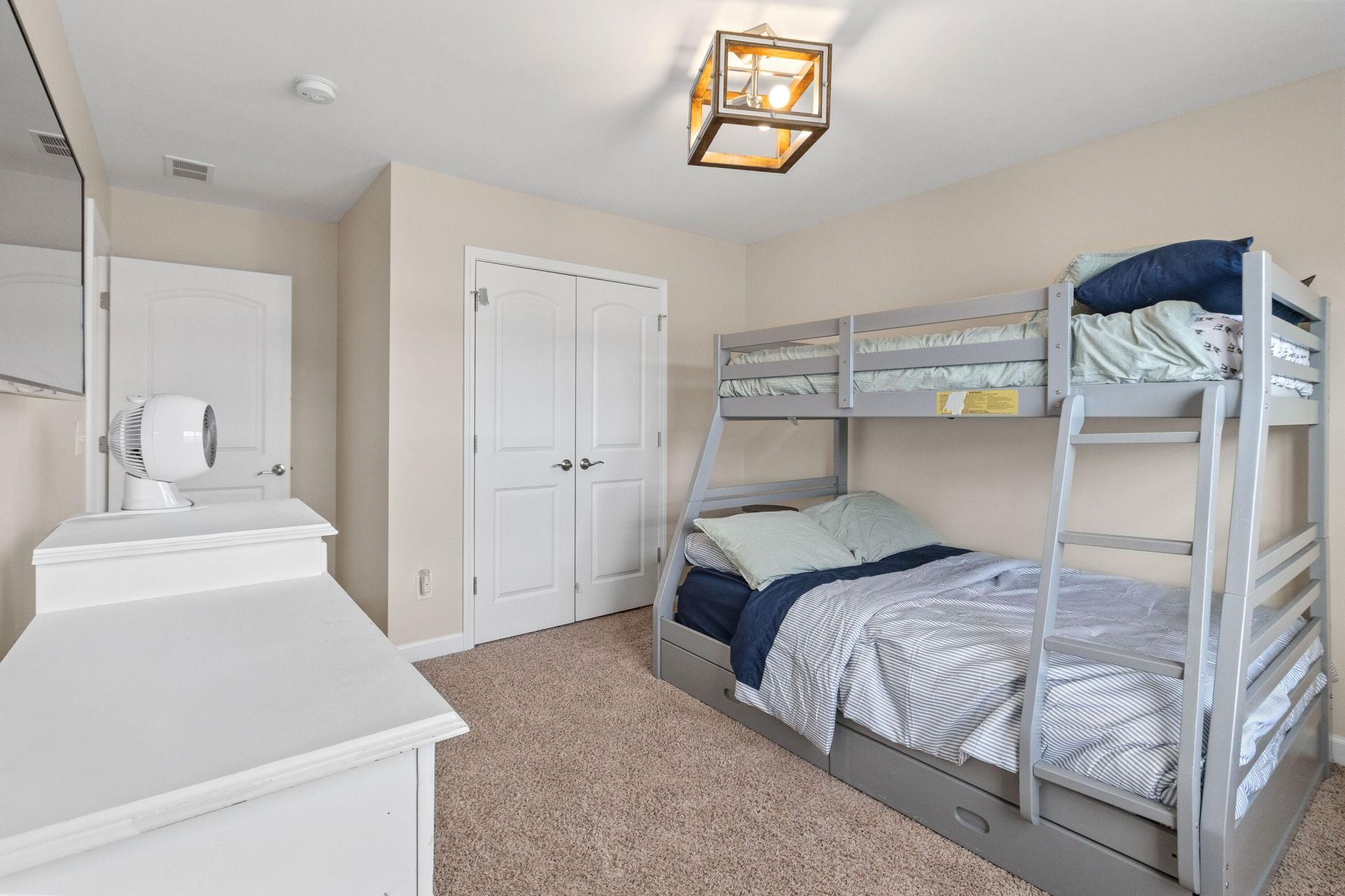 114 Rouen Lane Photo 36