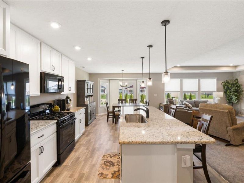 8178 Cherry Birch Drive, Tipp City, OH 45371 Photo 17
