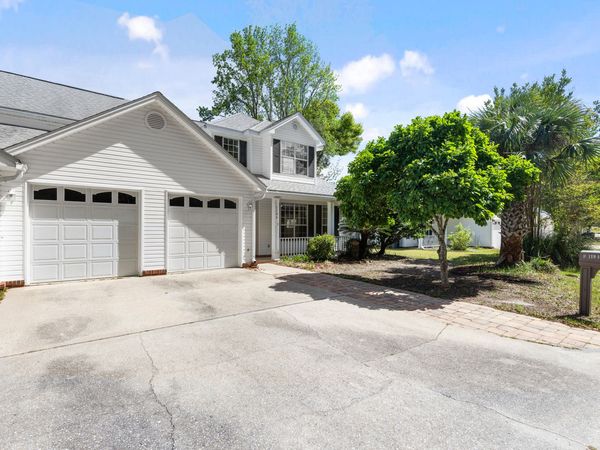 1184 N Bayshore Drive, Valparaiso, FL 32580