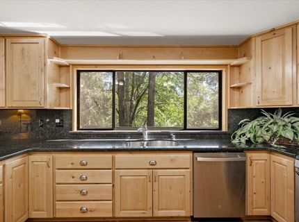 15075 Carrie Dr, Grass Valley, CA 95949 Photo