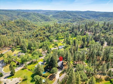 15075 Carrie Dr, Grass Valley, CA 95949 Photo