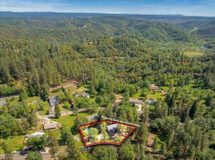 15075 Carrie Dr, Grass Valley, CA 95949 Photo