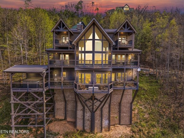 2643 Dogwood Ridge Way , Sevierville, TN 37862