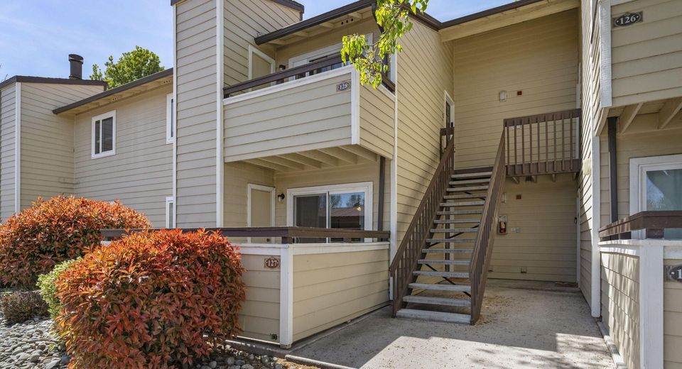 530 E Patriot Boulevard, Unit 127, Reno, NV 89511 Photo