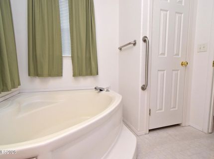 289 Aristocrat Way, Reno, NV 89506 Photo