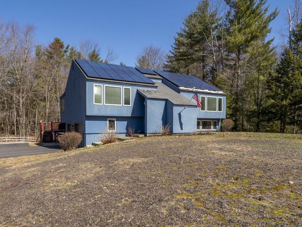49 Birkdale Road, Bedford, NH 03110