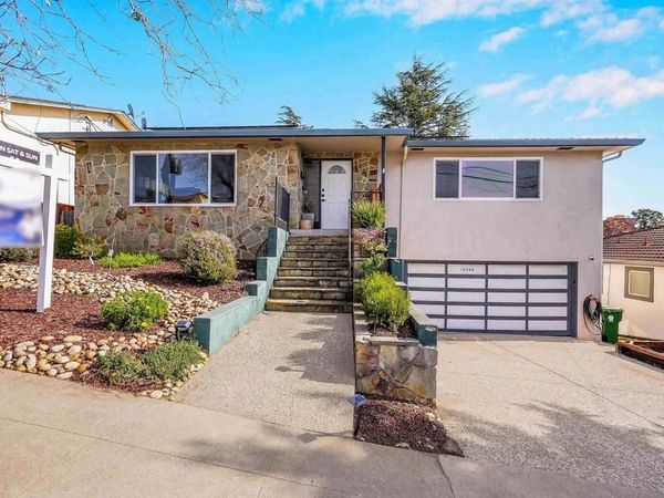 18286 Center St, Castro Valley, CA 94546