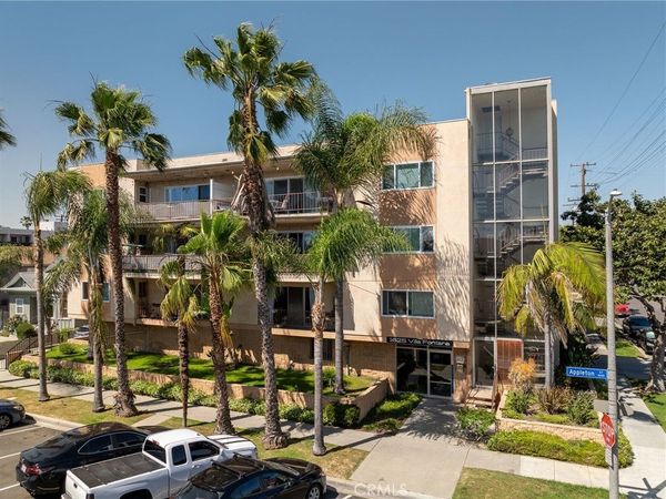 1625 E Appleton, Unit 3B, Long Beach, CA 90802