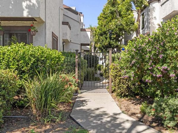 3938 Voltaire St, San Diego, CA 92107