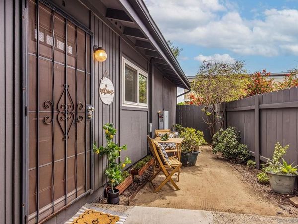 2251 Famosa Blvd, Unit B, San Diego, CA 92107