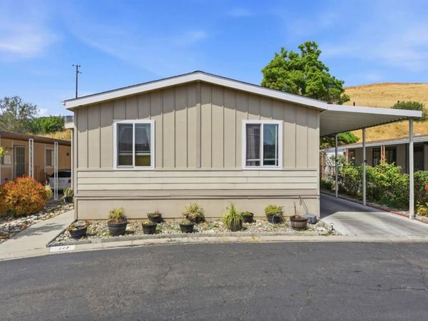 267 Chateau la Salle Drive, San Jose, CA 95111