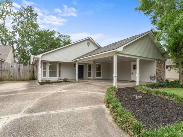 13638 S Fairview Ave, Baton Rouge, LA 70816