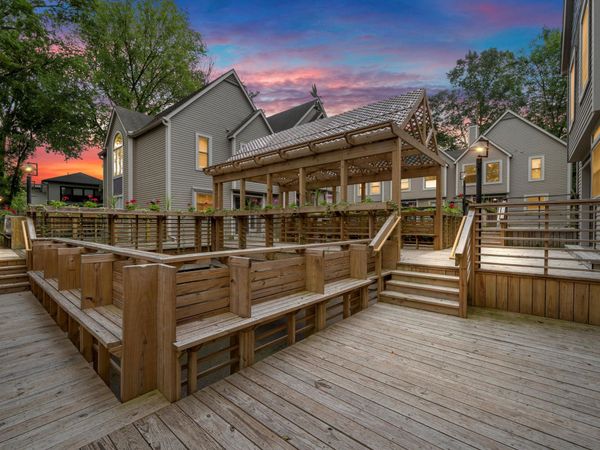 651 N 5th Avenue, Ann Arbor, MI 48104