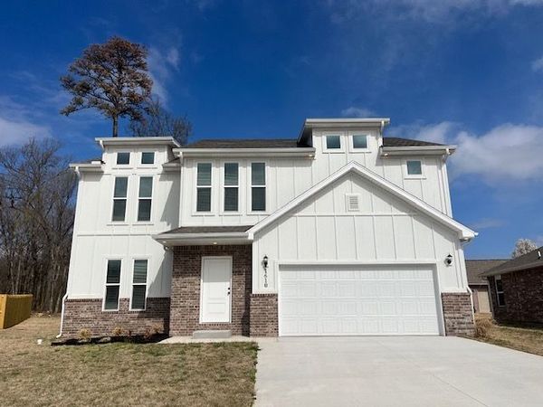 1610 Ari Avenue , Centerton, AR 72719