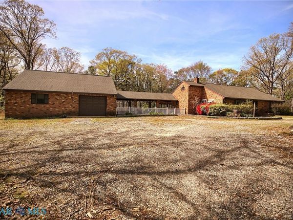 12614 Salem Church Road, Gloucester, VA 23061