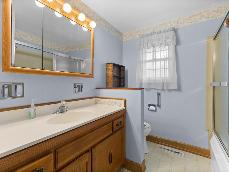 6909 Bartlett Road, Reynoldsburg, OH 43068 Photo 21