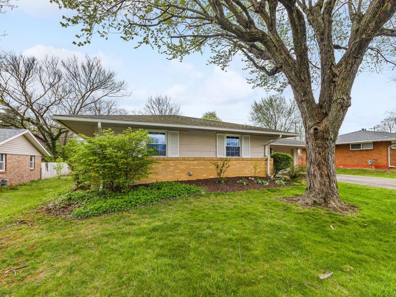 6909 Bartlett Road, Reynoldsburg, OH 43068 Photo 4