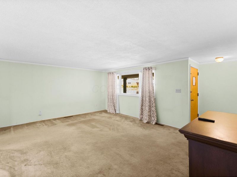 6909 Bartlett Road, Reynoldsburg, OH 43068 Photo 8