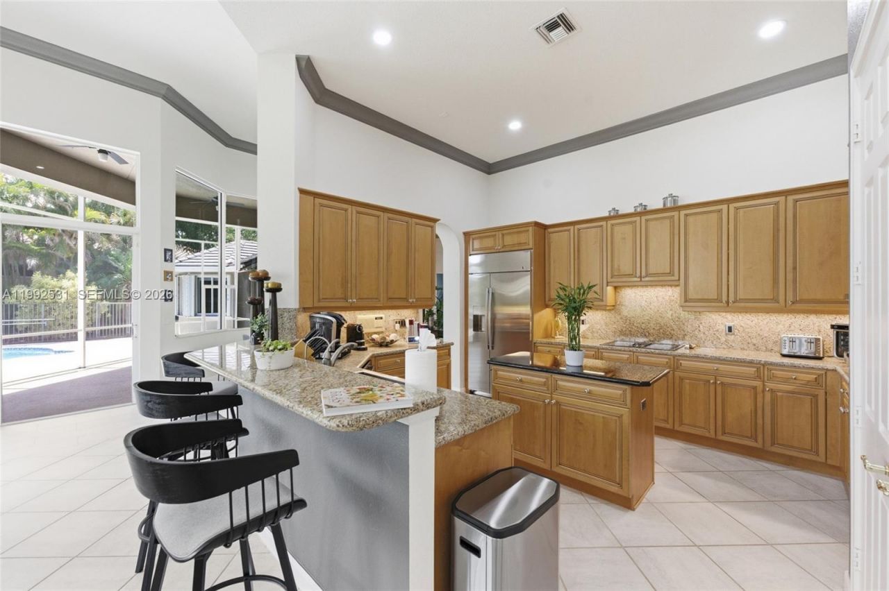 2488 Provence Cir , Weston, FL 33327 Photo