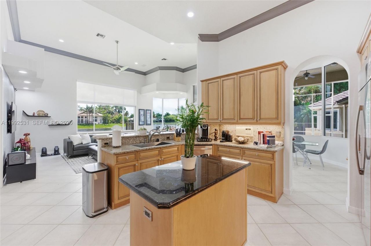 2488 Provence Cir , Weston, FL 33327 Photo