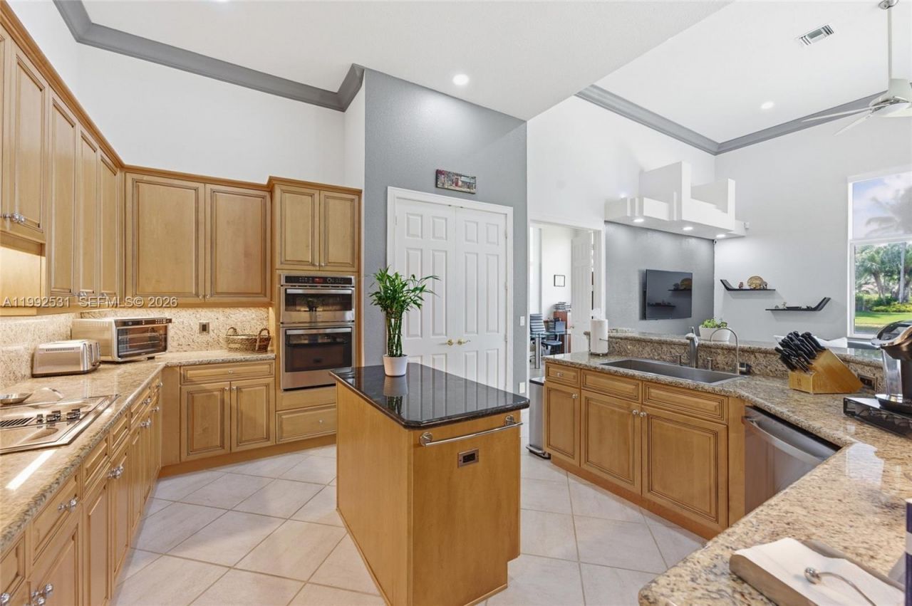 2488 Provence Cir , Weston, FL 33327 Photo