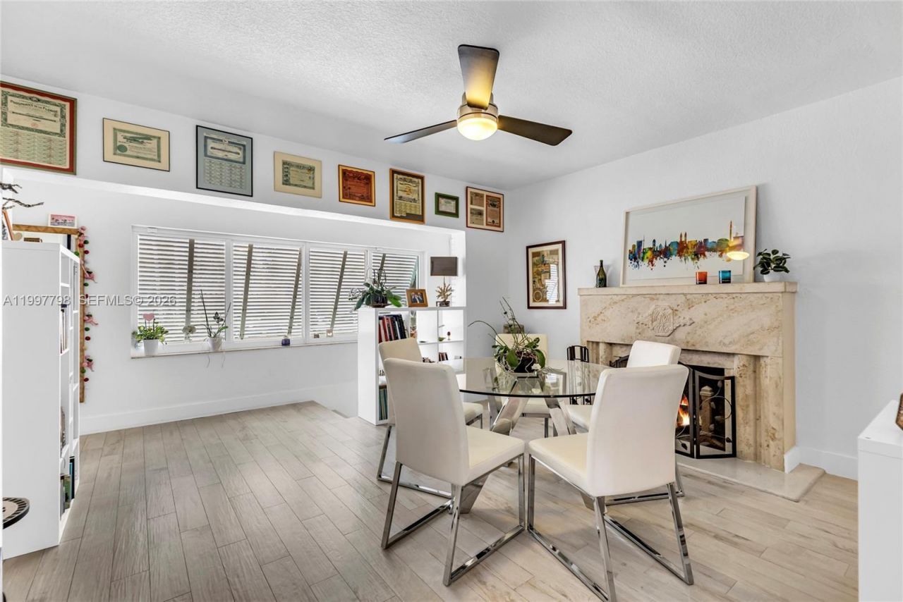 4371 SW 13th Ter, Miami, FL 33134 Photo