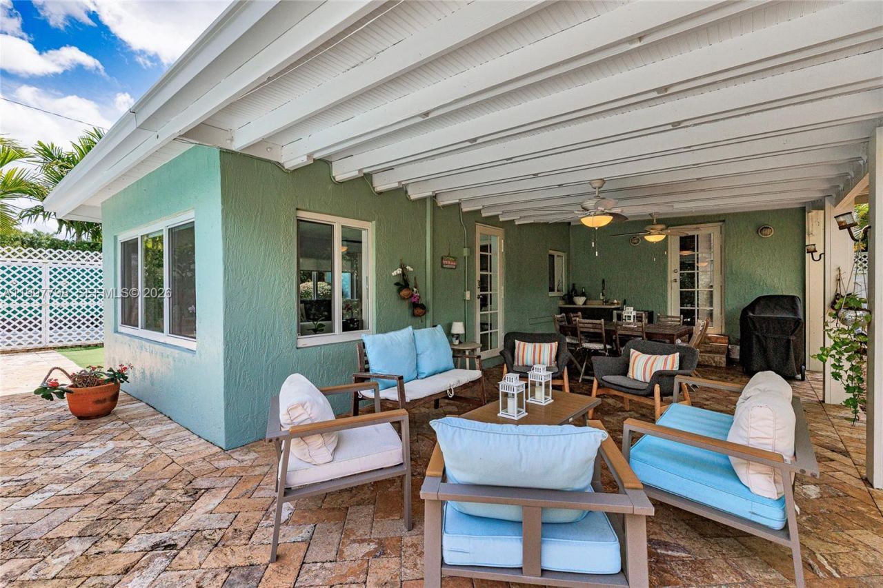 4371 SW 13th Ter, Miami, FL 33134 Photo