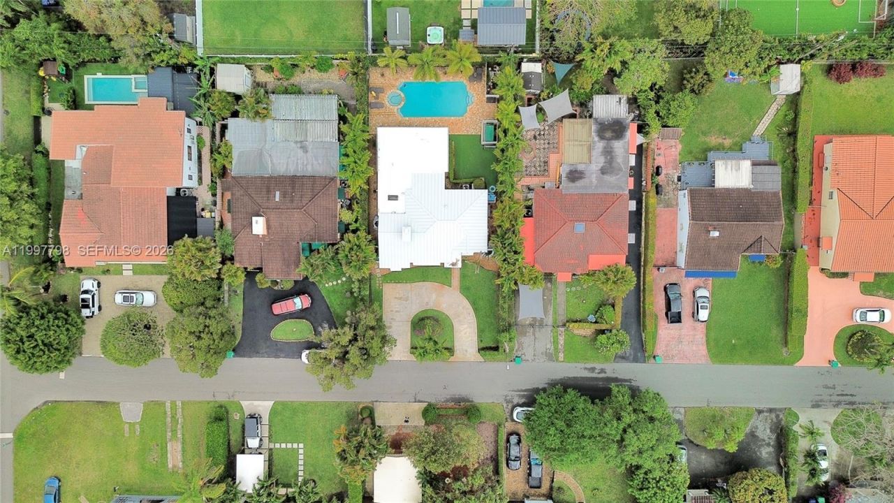 4371 SW 13th Ter, Miami, FL 33134 Photo