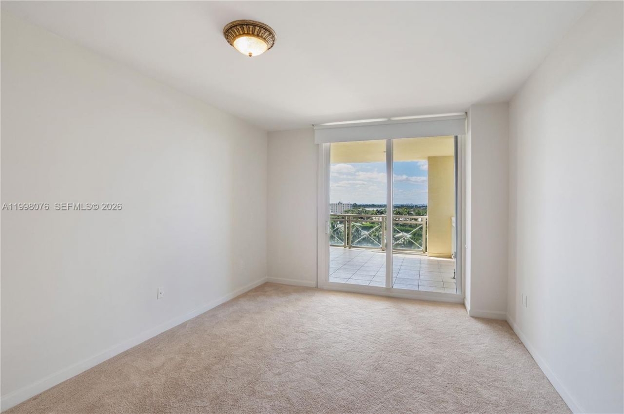 445 Grand Bay Dr, Unit 711, Key Biscayne, FL 33149 Photo