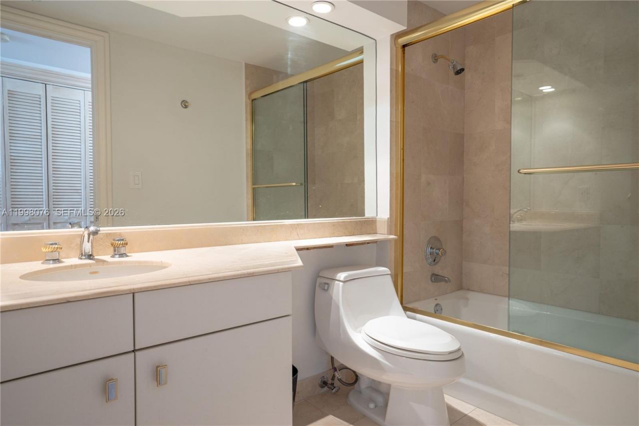 445 Grand Bay Dr, Unit 711, Key Biscayne, FL 33149 Photo