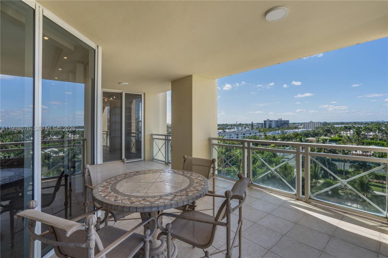 445 Grand Bay Dr, Unit 711, Key Biscayne, FL 33149 Photo