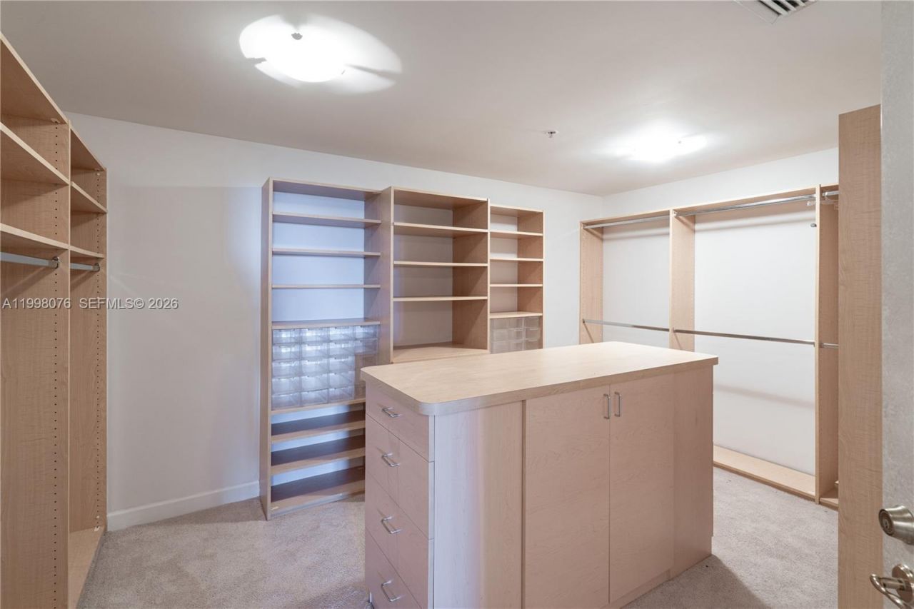 445 Grand Bay Dr, Unit 711, Key Biscayne, FL 33149 Photo