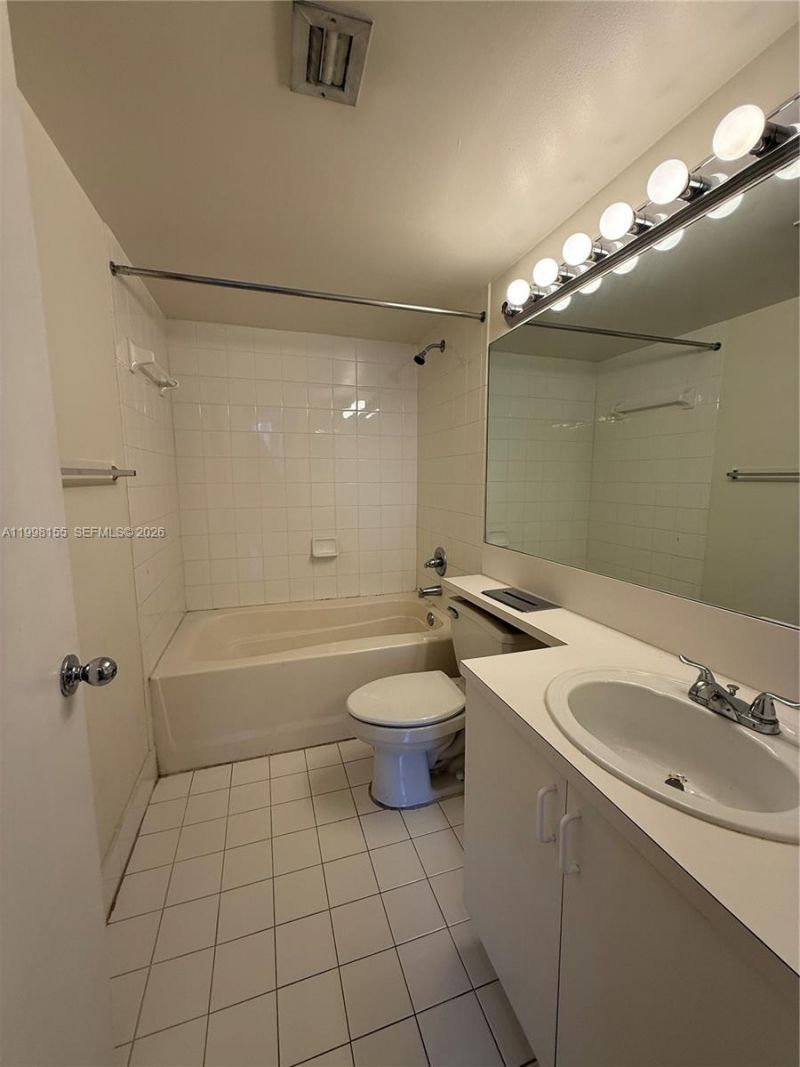 4560 NW 107th Ave, Unit 202-12, Doral, FL 33178 Photo