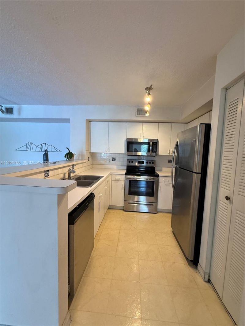 4560 NW 107th Ave, Unit 202-12, Doral, FL 33178 Photo