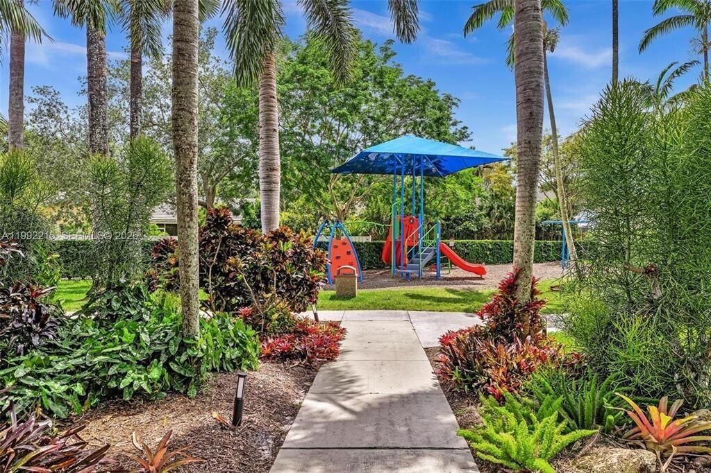 3342 Amsterdam Avenue, Cooper City, FL 33026 Photo