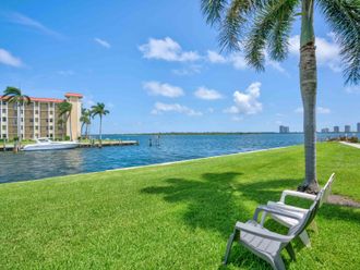 111 Shore Court North Palm Beach, FL 33408